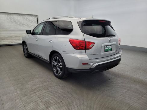 Used 2019 Nissan Pathfinder Platinum image 5