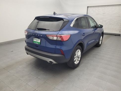Used 2022 Ford Escape SE FWD image 9