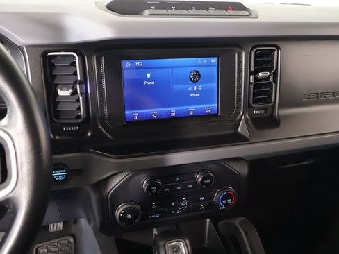 Used 2022 Ford Bronco Big Bend w/ Sasquatch Package AWD/4WD image 5
