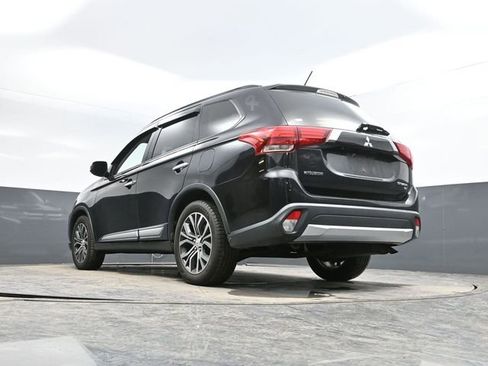 Used 2016 Mitsubishi Outlander SEL image 42