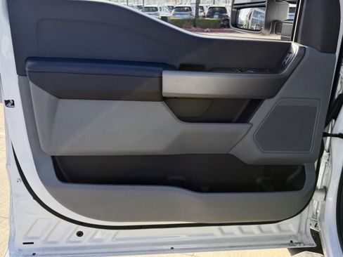 Used 2024 Ford F550 4x4 Crew Cab Super Duty w/ XLT Value Package image 13