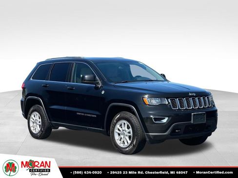 Used 2019 Jeep Grand Cherokee Laredo AWD/4WD image 7