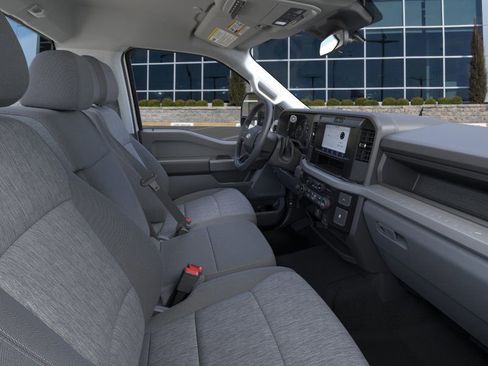 New 2025 Ford F250 XL w/ FX4 Off-Road Package image 11