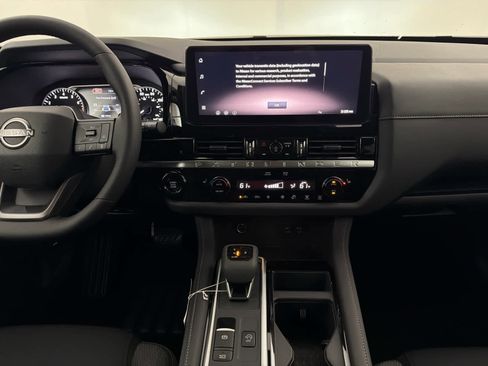 New 2026 Nissan Pathfinder SV image 20