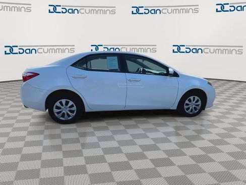 Used 2015 Toyota Corolla L FWD image 9