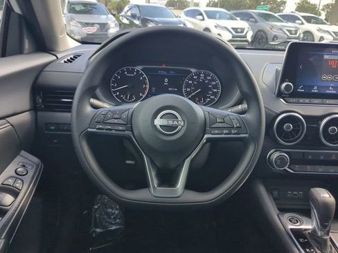 Used 2025 Nissan Sentra SV image 14