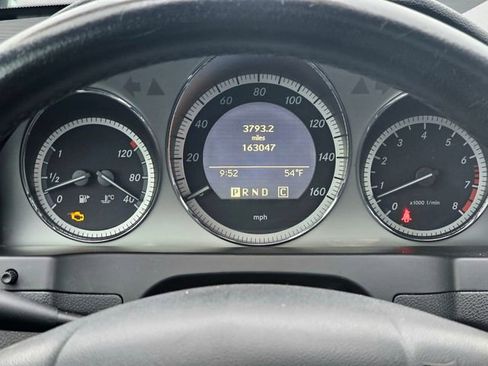 Used 2009 Mercedes-Benz C 300 4MATIC Sedan image 31