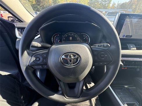Used 2025 Toyota RAV4 LE image 15
