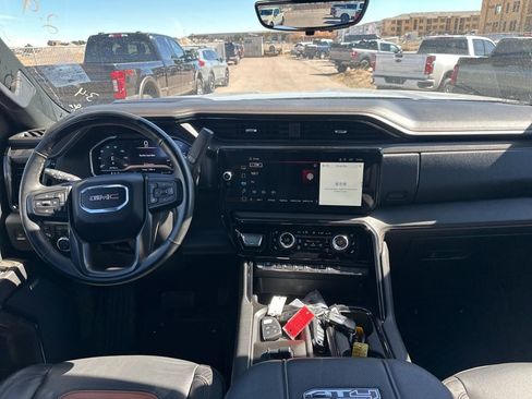 Used 2024 GMC Sierra 3500 AT4 w/ AT4 Premium Plus Package image 8