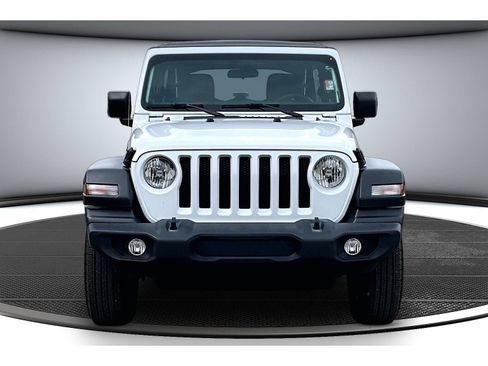 Certified 2022 Jeep Wrangler Unlimited Sport AWD/4WD image 4