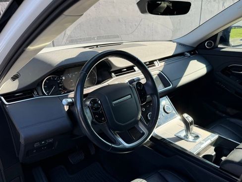 Used 2020 Land Rover Range Rover Evoque S image 4