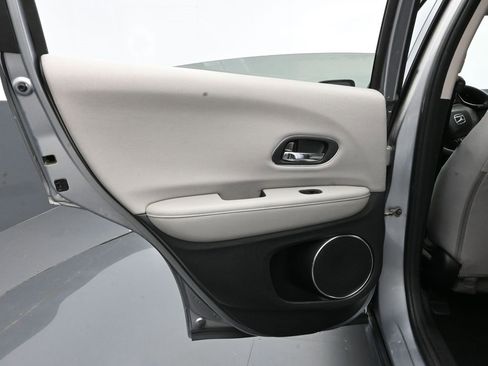 Certified 2017 Honda HR-V EX image 35