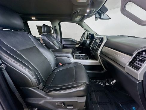 Used 2019 Ford F350 Lariat w/ Lariat Ultimate Package image 11
