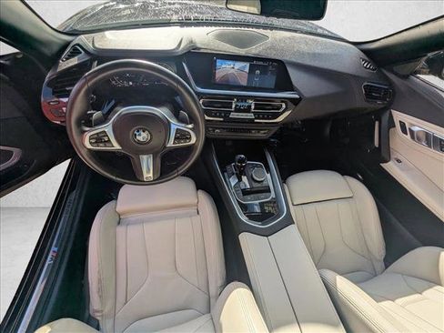 Used 2023 BMW Z4 sDrive30i w/ Dynamic Handling Package image 18