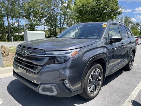 Certified 2025 Subaru Forester Limited AWD/4WD image 2