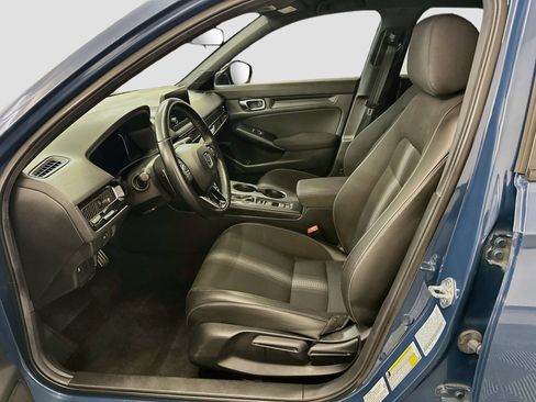 Used 2025 Honda Civic Sport image 13