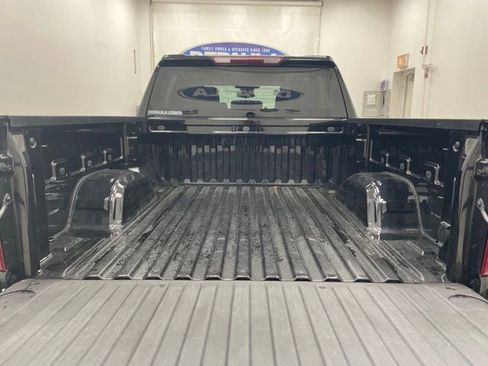 Used 2023 Chevrolet Silverado 1500 Custom image 11