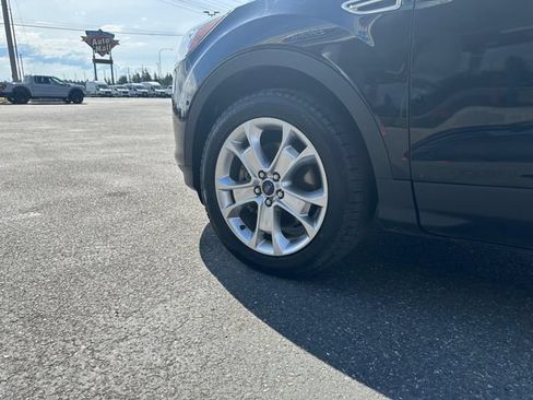 Used 2014 Ford Escape Titanium AWD/4WD image 29
