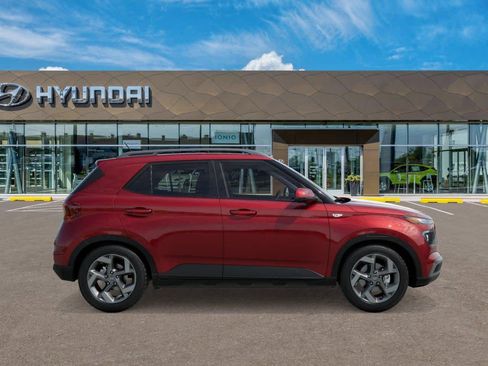 New 2025 Hyundai Venue SEL FWD image 7