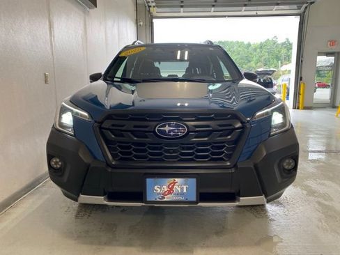Certified 2025 Subaru Forester Wilderness AWD/4WD image 4