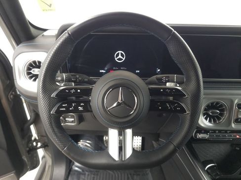 Used 2025 Mercedes-Benz G 580 w/ EQ Technology image 12
