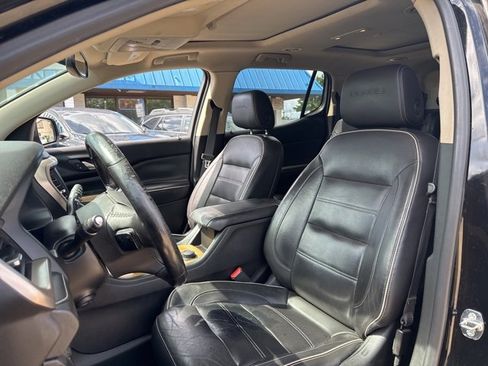 Used 2018 GMC Acadia Denali w/ Technology Package image 9