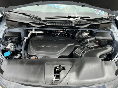 Certified 2024 Honda Odyssey Sport image 18