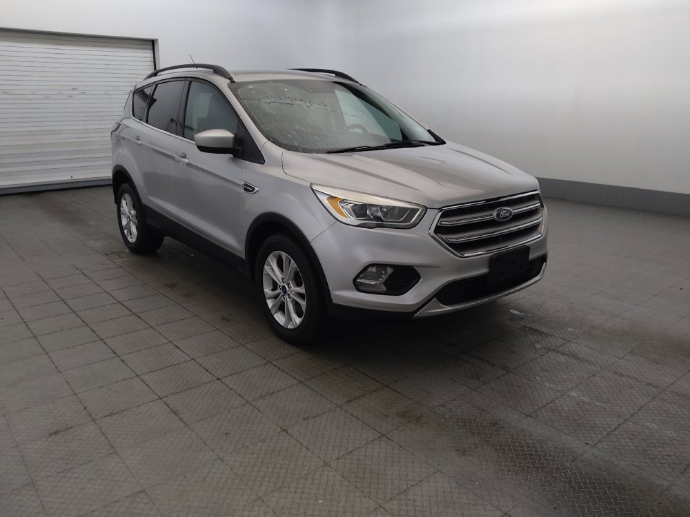 Used 2017 Ford Escape SE w/ Equipment Group 201A AWD/4WD image 13