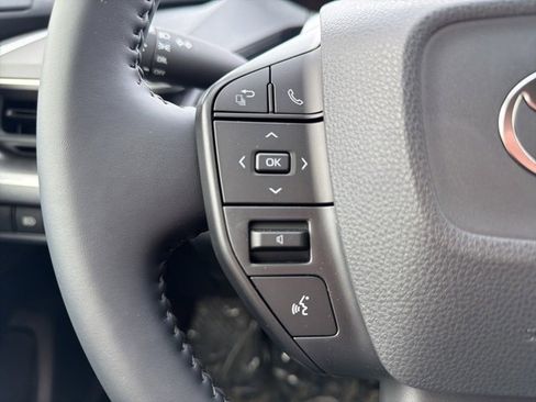 New 2026 Toyota Prius LE image 25