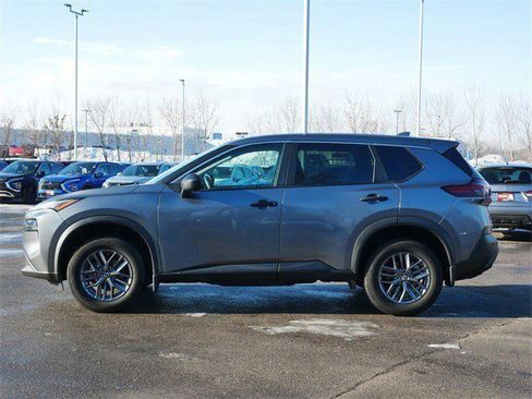 Used 2021 Nissan Rogue S image 4