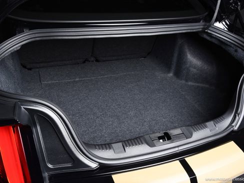 Used 2016 Ford Mustang GT Premium image 23