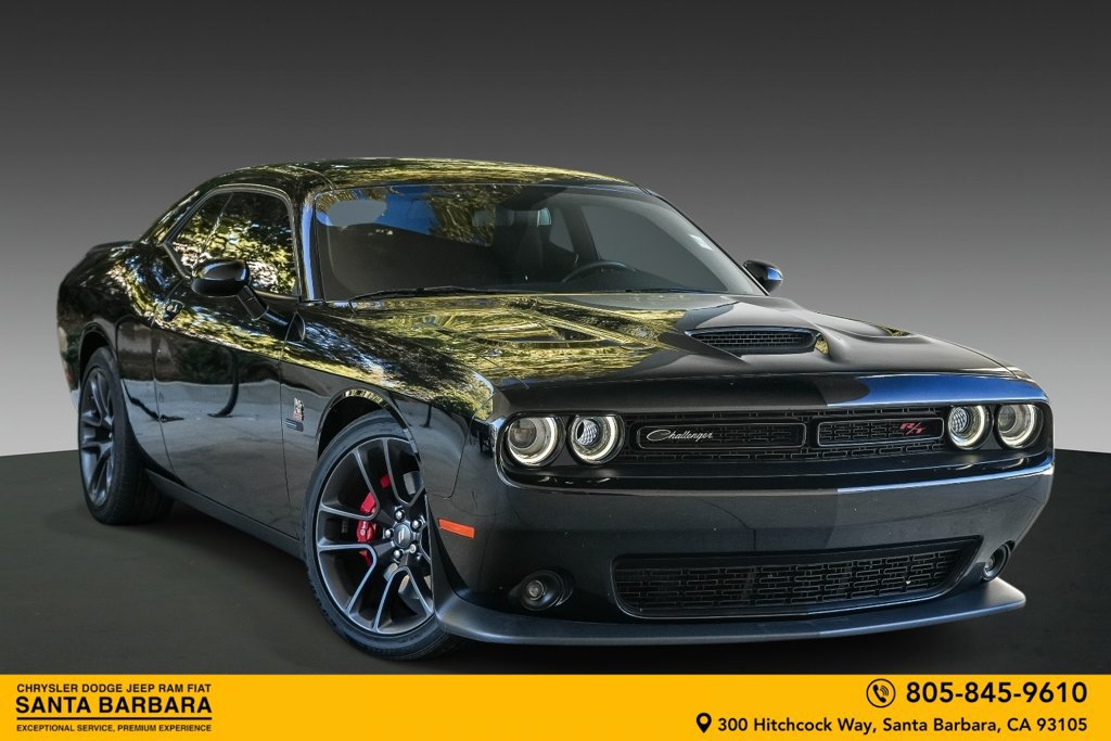 Used 2022 Dodge Challenger R/T Scat Pack RWD image 1