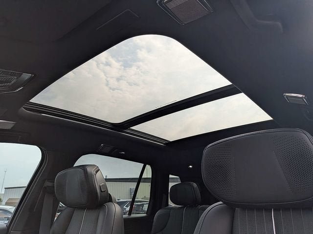 New 2027 Cadillac Vistiq Sport AWD/4WD image 22