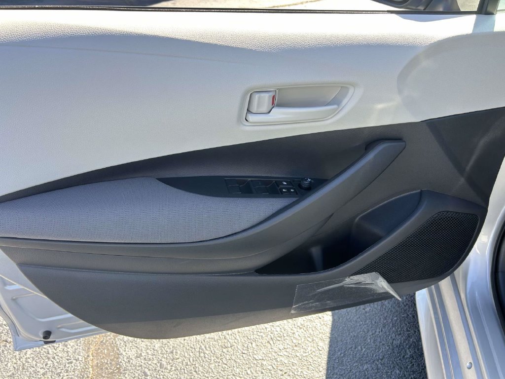 New 2027 Toyota Corolla LE FWD image 15
