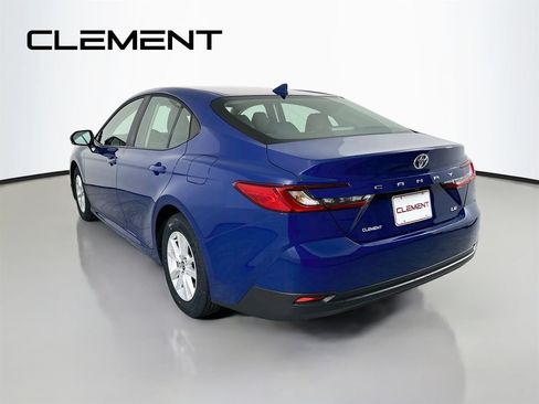Used 2026 Toyota Camry LE FWD image 10