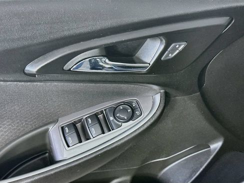 Used 2023 Chevrolet Malibu LT FWD image 24