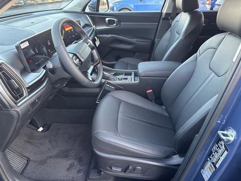 New 2026 Kia Sorento S image 9