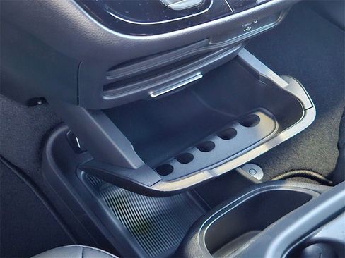 New 2026 Chrysler Voyager LX image 26