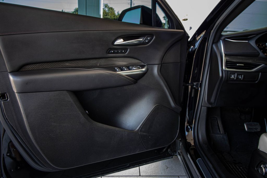 Used 2020 Cadillac XT4 Sport AWD/4WD image 21