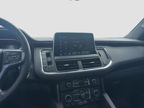 Used 2023 Chevrolet Suburban RST w/ Sport Performance Package AWD/4WD image 15