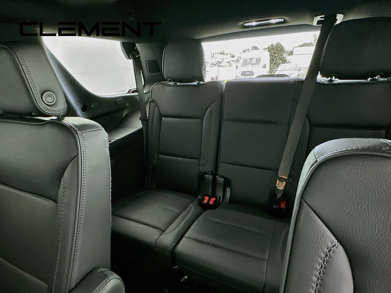 Used 2024 GMC Yukon Denali AWD/4WD image 34