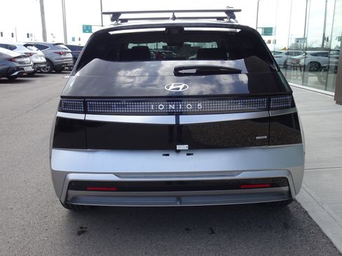 New 2026 Hyundai Ioniq 5 Limited image 4