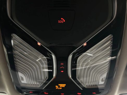 Used 2019 BMW X7 xDrive50i w/ Premium Package image 48