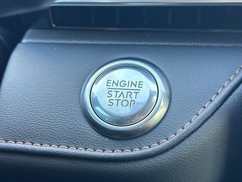 New 2026 Lincoln Nautilus Premier image 22