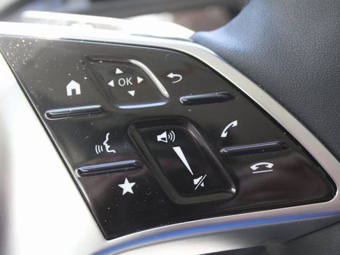 Certified 2025 Mercedes-Benz GLC 350e 4MATIC image 34