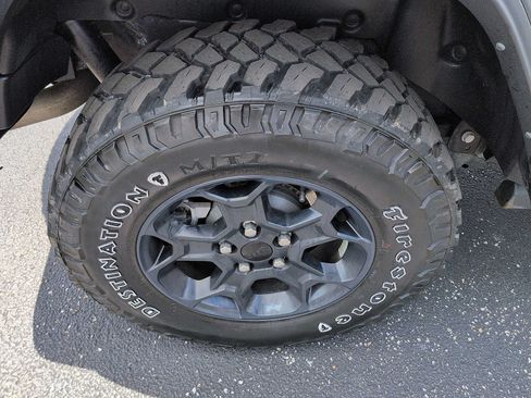 Used 2023 Jeep Wrangler Unlimited w/ Cold Weather Group AWD/4WD image 9