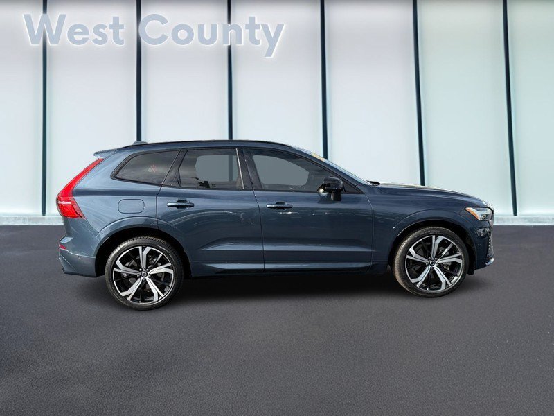 Used 2024 Volvo XC60 T8 Ultimate w/ Protection Package Premier AWD/4WD image 2
