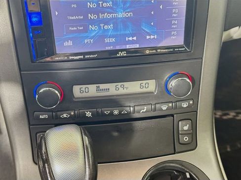 Used 2006 Chevrolet Corvette Base w/ Preferred Equipment Group image 18