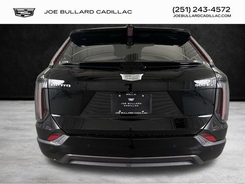 New 2025 Cadillac Optiq Sport 1 w/ LPO, Floor Liner Package image 3