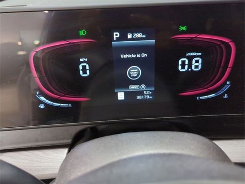 Used 2023 Kia Sportage X-Line image 11